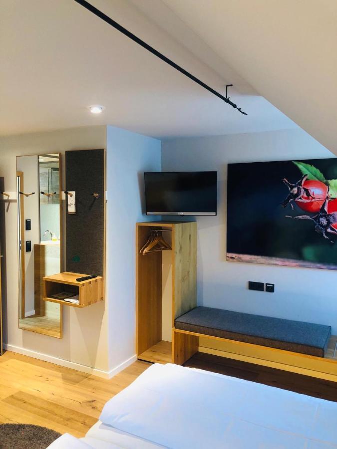 Hotel Waldvogel Лайпхайм Екстериор снимка