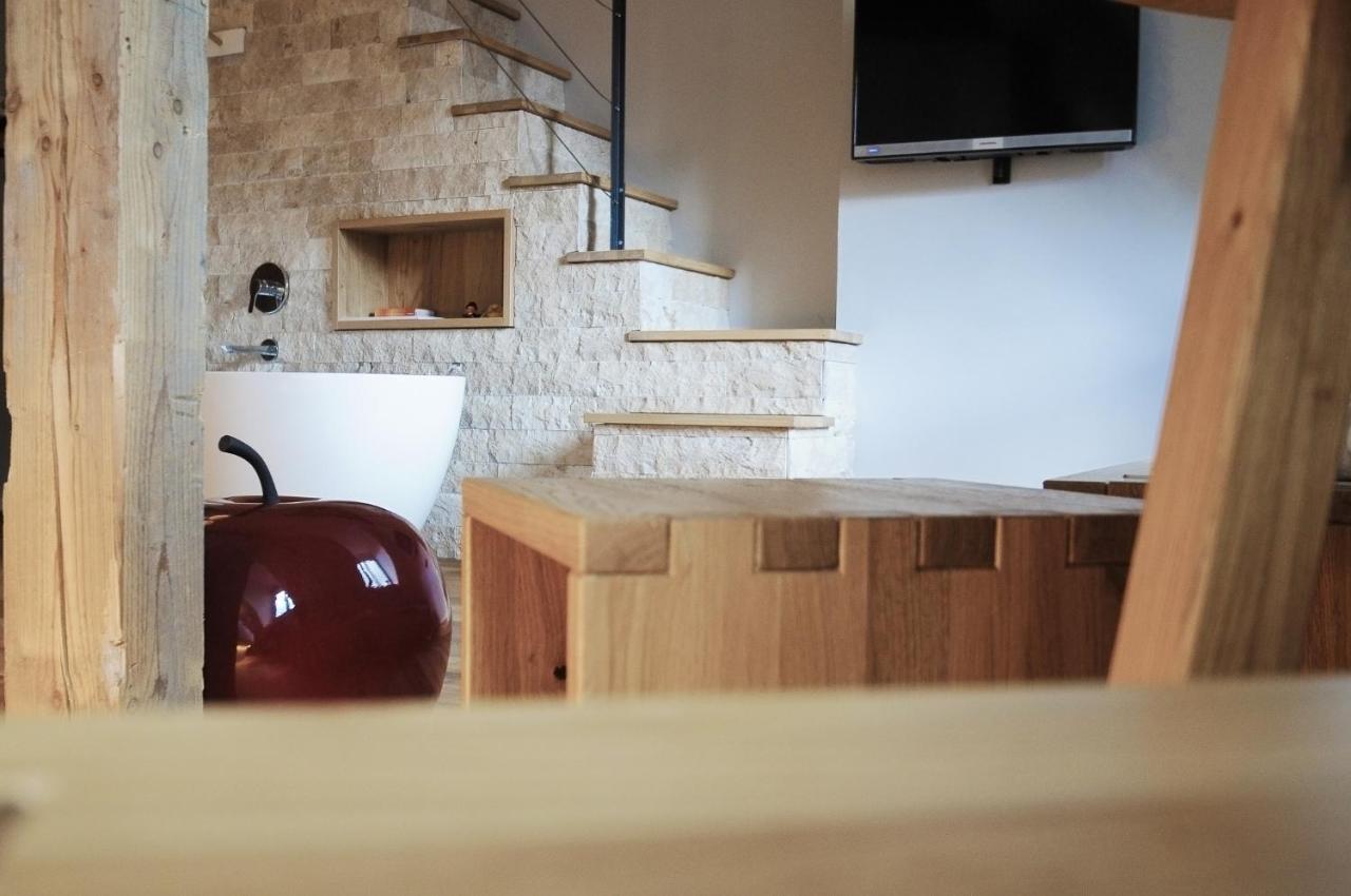 Hotel Waldvogel Лайпхайм Екстериор снимка