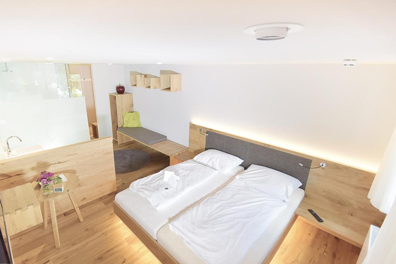 Hotel Waldvogel Лайпхайм Екстериор снимка